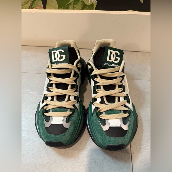 Dolce & Gabbana
Dolce & Gabbana Airmaster Low-Top Sneakers - Picture 5 of 9